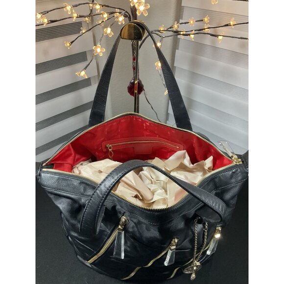 Christian Louboutin Large Leather Tote Shoulder Bag With Gold Tone Hardware & Cr - Picture 3 of 5